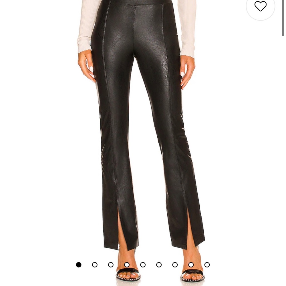 7 For All Mankind

Super Stretch Faux Leather Pants